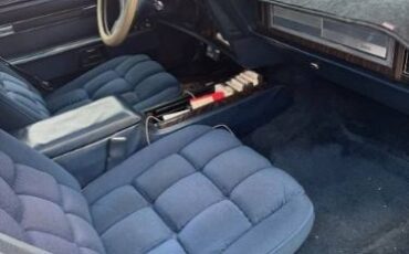 Lincoln-Mark-v-1979-Blue-5