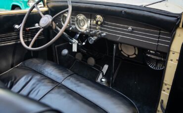 Lincoln-Model-K-V12-Le-Baron-Roadster-1935-2-Door-Roadster-Convertible-39