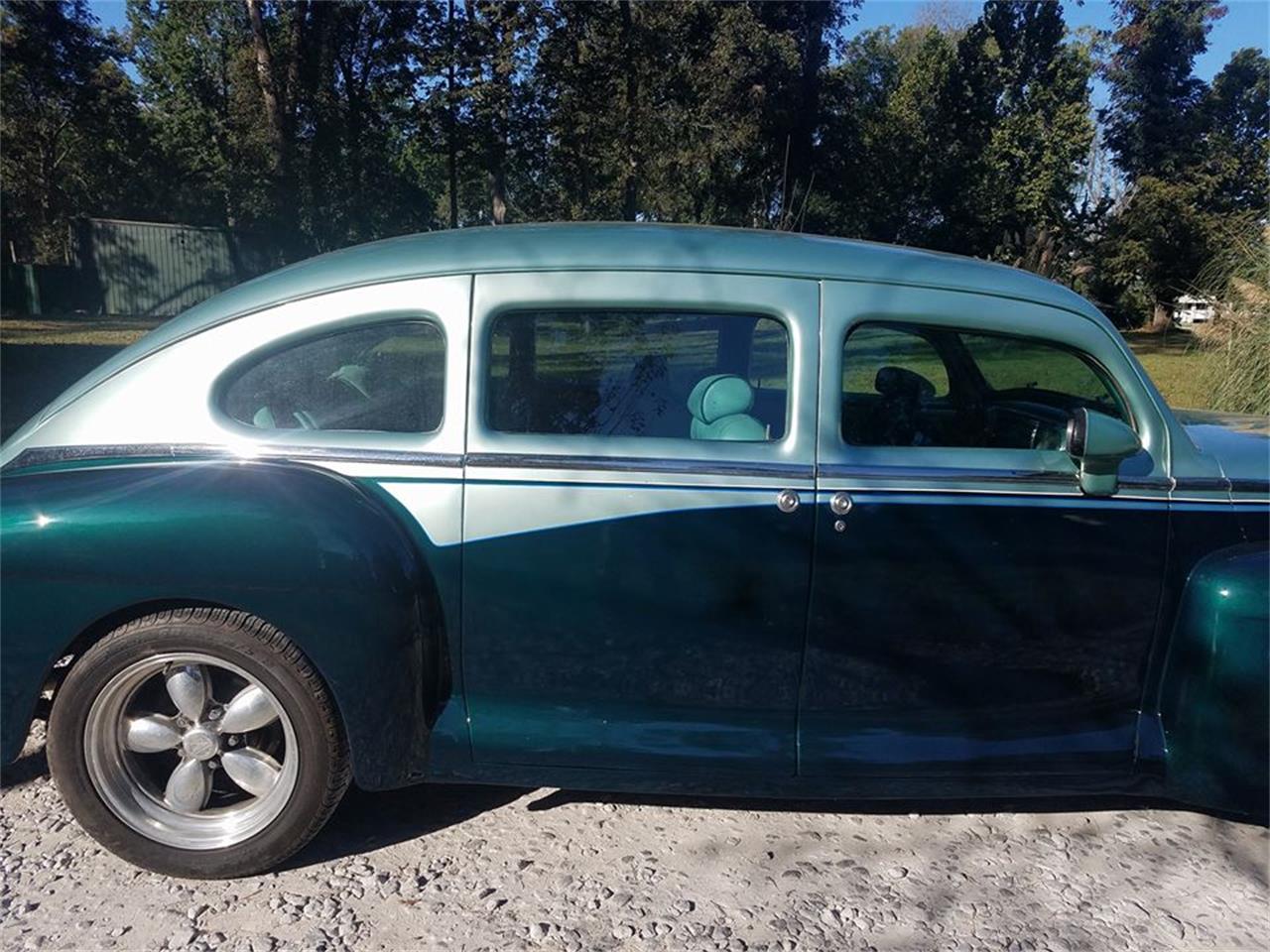 Lincoln-Sedan-1947-Two-Tone-Green-Green-3