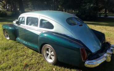 Lincoln-Sedan-1947-Two-Tone-Green-Green-5