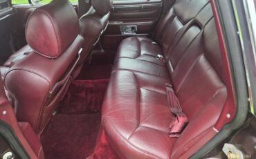Lincoln-Town-Car-1988-31