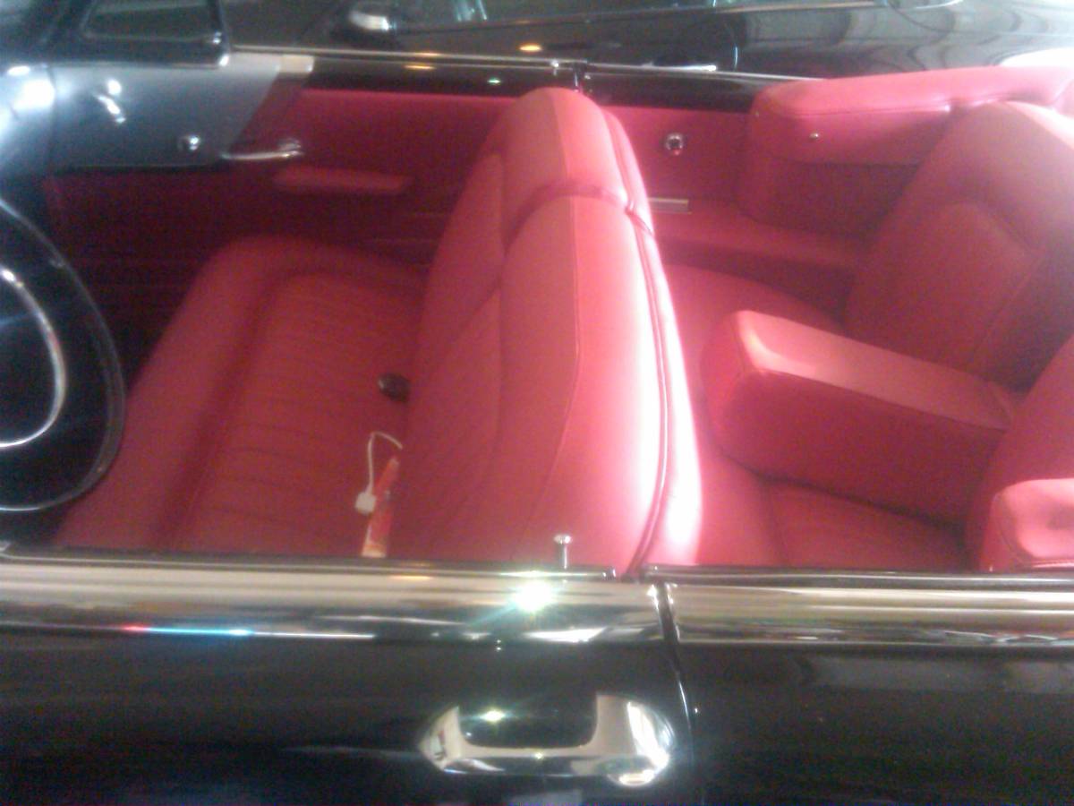 Lincoln-capri-convertible-1953-black-23