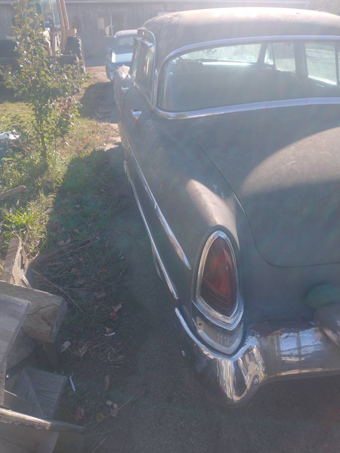 Lincoln-capri-coupe-1954-grey-1