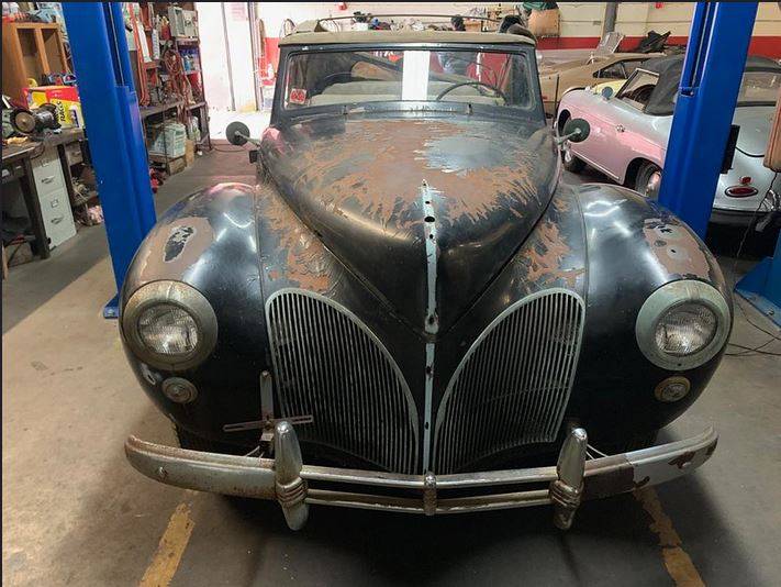 Lincoln-continental-1941-black-13