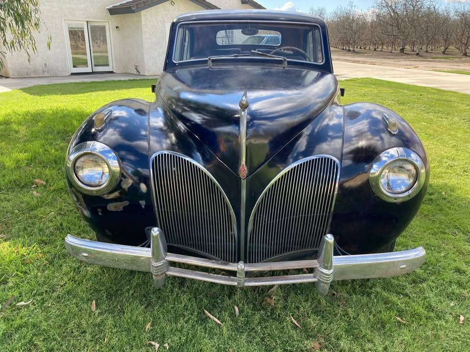 Lincoln-continental-1941-blue-3