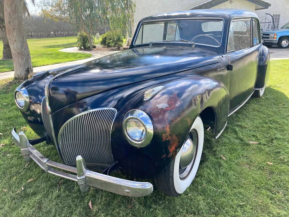 Lincoln-continental-1941-blue