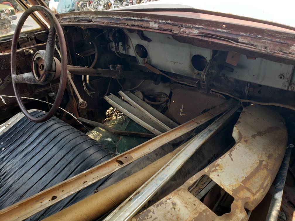 Lincoln-continental-1946-brown-6