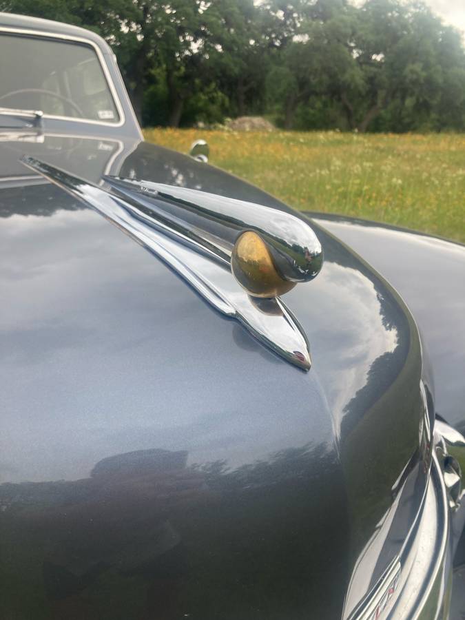 Lincoln-continental-1948-grey-17