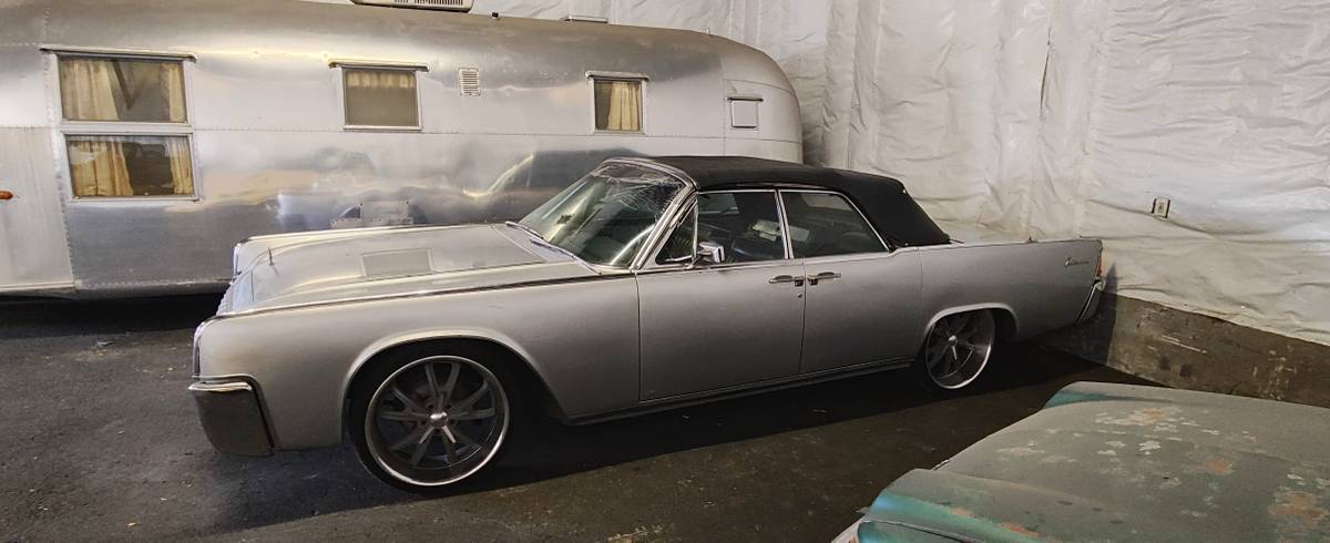 Lincoln-continental-1962-custom-1