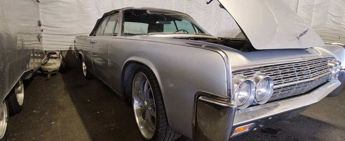 Lincoln-continental-1962-custom-7