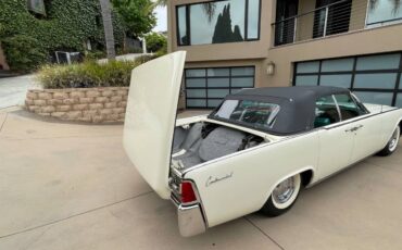 Lincoln-continental-1963-white-18