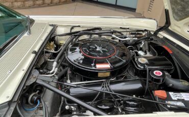 Lincoln-continental-1963-white-22