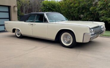 Lincoln-continental-1963-white-4
