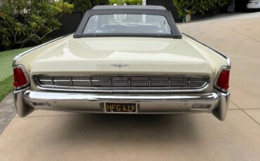 Lincoln-continental-1963-white-6