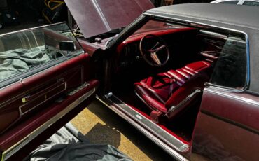 Lincoln-continental-1970-3