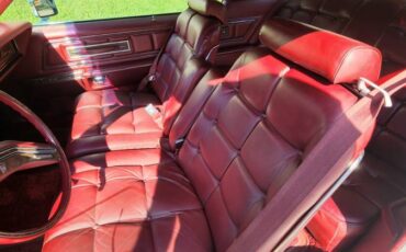 Lincoln-continental-1976-white-1