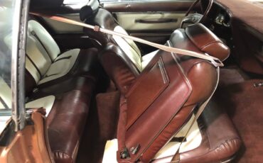 Lincoln-continental-1978-brown-2