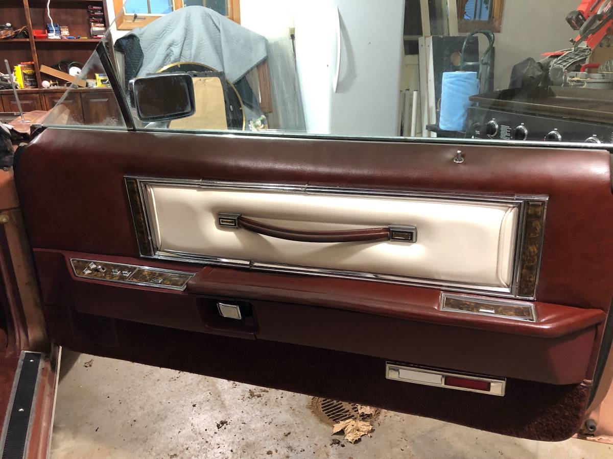 Lincoln-continental-1978-brown-4