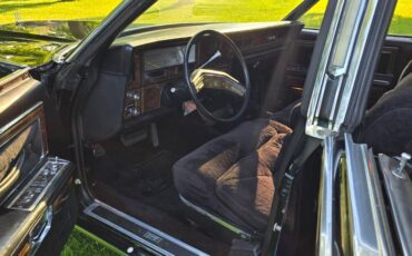 Lincoln-continental-1979-black-18