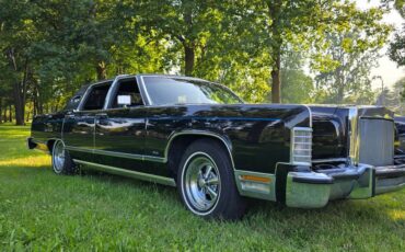Lincoln-continental-1979-black