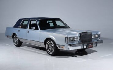 Lincoln-continental-1988-9