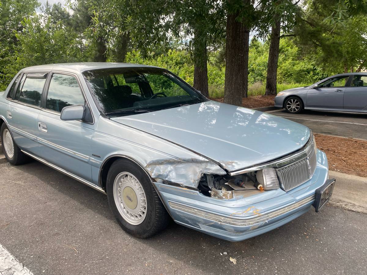 Lincoln-continental-1990-blue-2