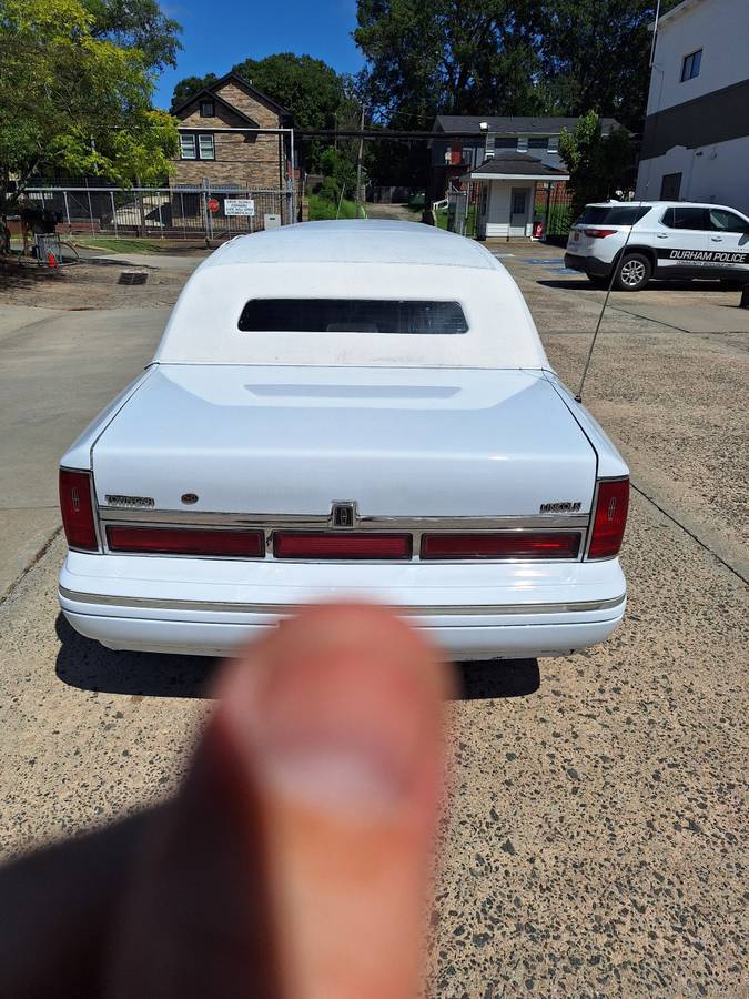 Lincoln-continental-1995-2
