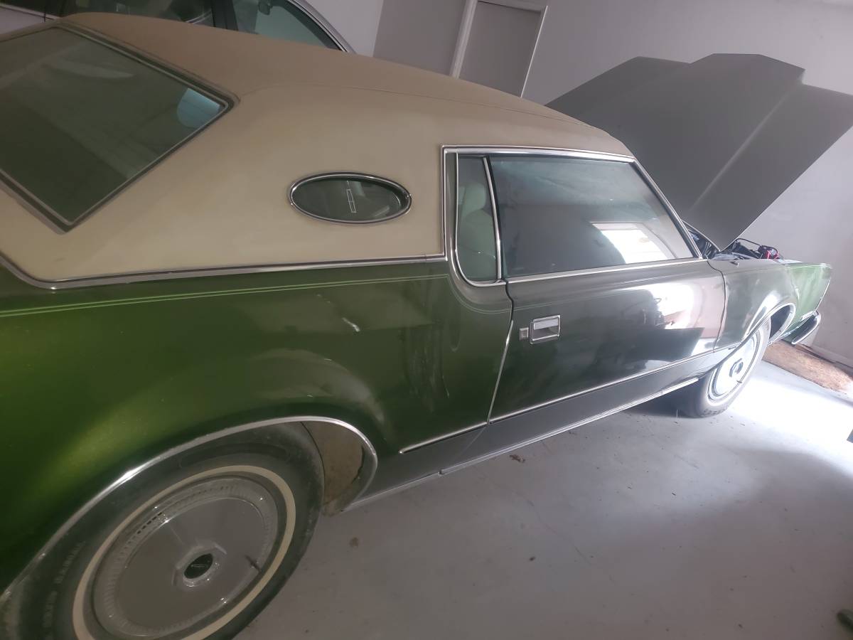 Lincoln-continental-mark-iv-1973-green-6