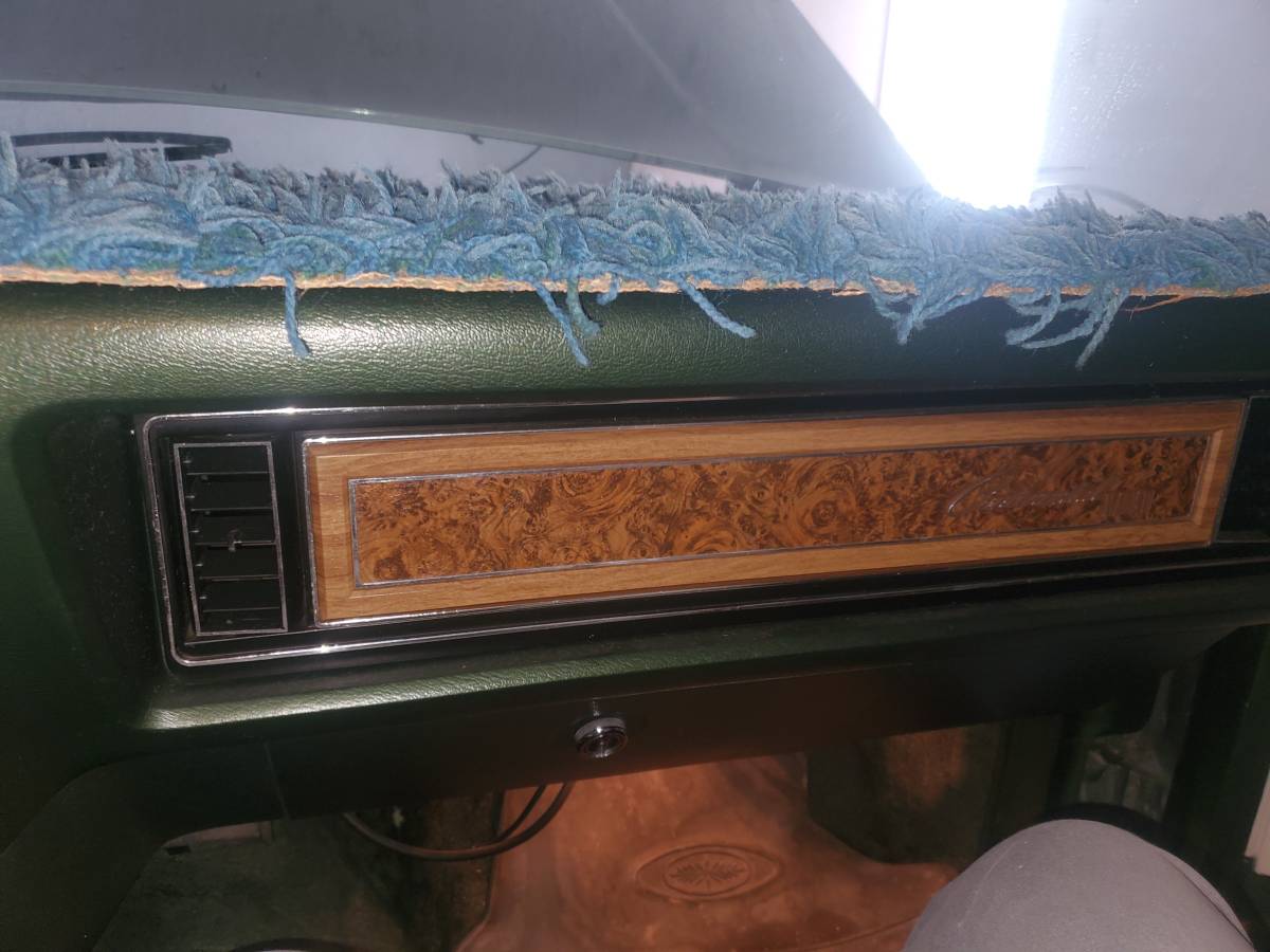 Lincoln-continental-mark-iv-1973-green-7