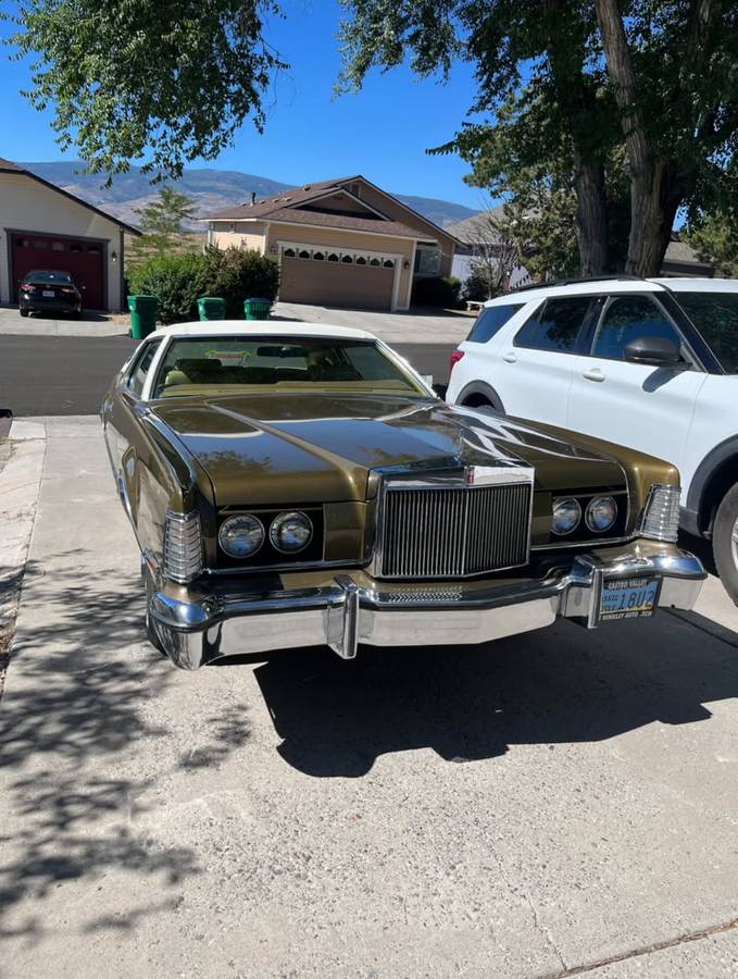 Lincoln-continental-mark-iv-1974-7