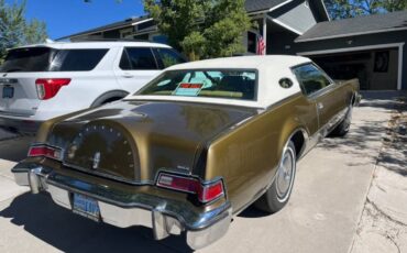 Lincoln-continental-mark-iv-1974-8