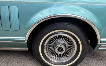 Lincoln-continental-mark-v-1979-blue-5