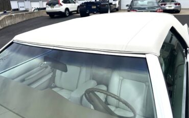 Lincoln-continental-mark-v-1979-white-22