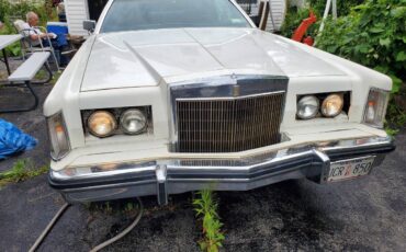 Lincoln-continental-mark-v-1979-white