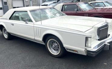 Lincoln-continental-mark-v-1979-white