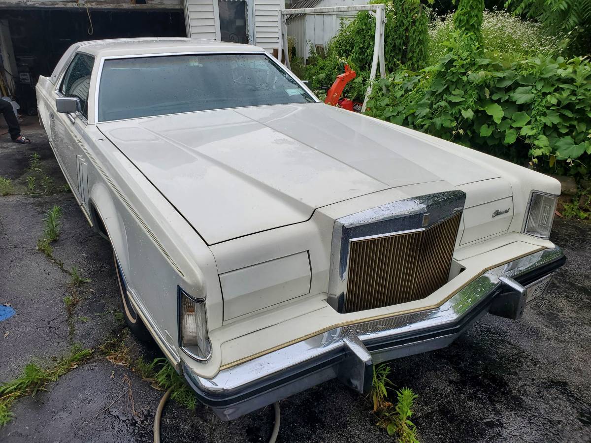 Lincoln-continental-mark-v-1979-white-7