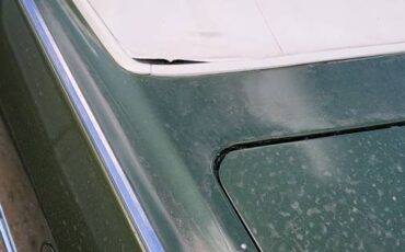 Lincoln-continental-town-car-1974-green-14