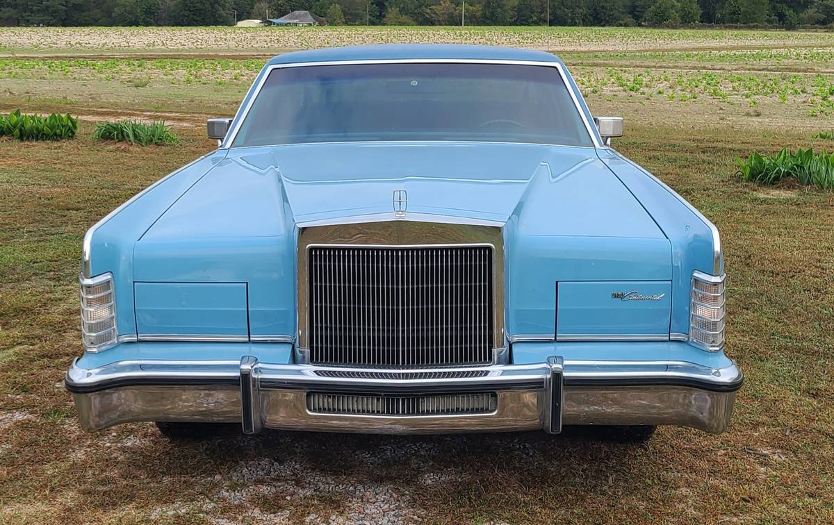 Lincoln-continental-town-coupe-1979-blue-1