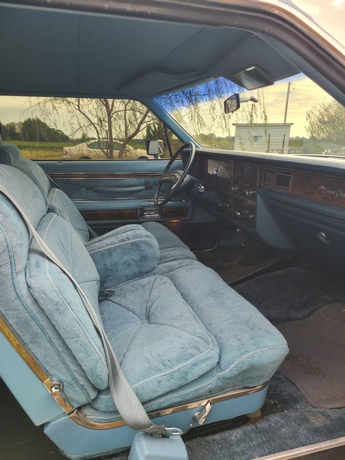 Lincoln-continental-town-coupe-1979-blue-12
