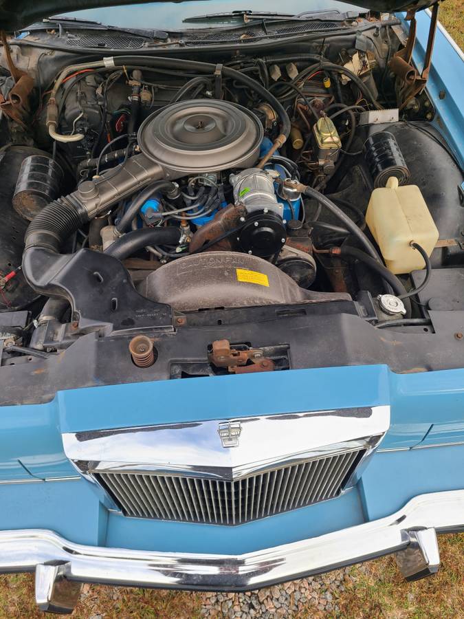 Lincoln-continental-town-coupe-1979-blue-4