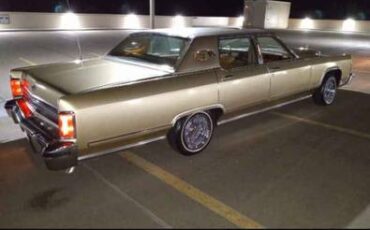 Lincoln-continental-towncar-cartier-edition-1979-12