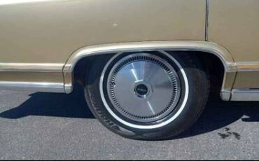 Lincoln-continental-towncar-cartier-edition-1979-13