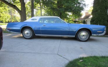 Lincoln-mark-iv-1972-blue-2