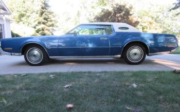 Lincoln-mark-iv-1972-blue-3