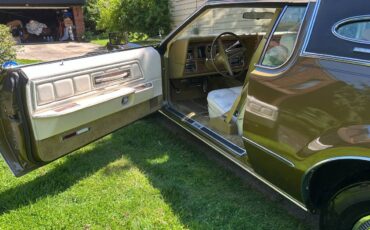 Lincoln-mark-iv-1974-green-15