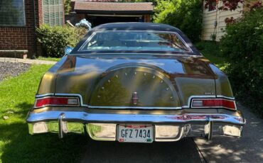 Lincoln-mark-iv-1974-green-17
