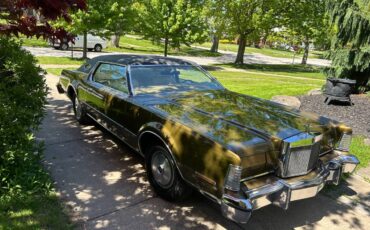 Lincoln-mark-iv-1974-green-18