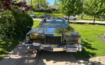 Lincoln-mark-iv-1974-green-19