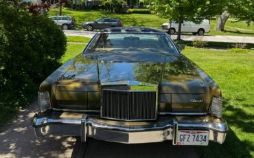 Lincoln-mark-iv-1974-green-2