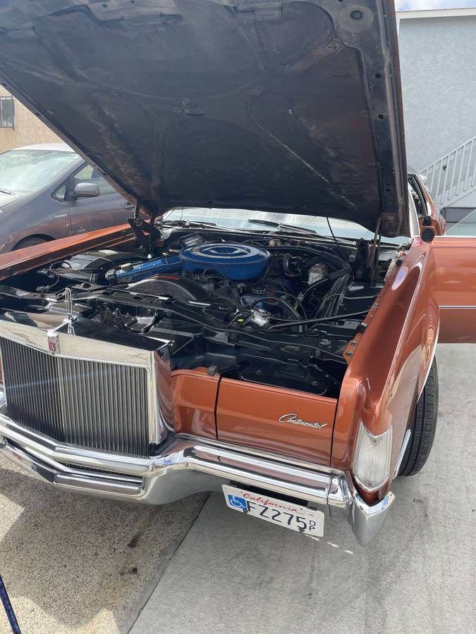 Lincoln-mark-lv-1972-custom-1